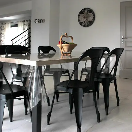 Дом отдыха Domaine Des Marronniers