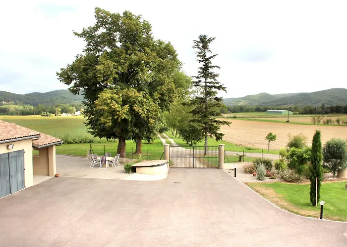 Domaine Des Marronniers 펜션 Tourtrol