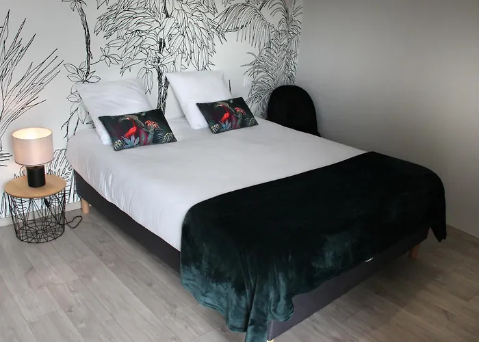 Domaine Des Marronniers 펜션 Tourtrol